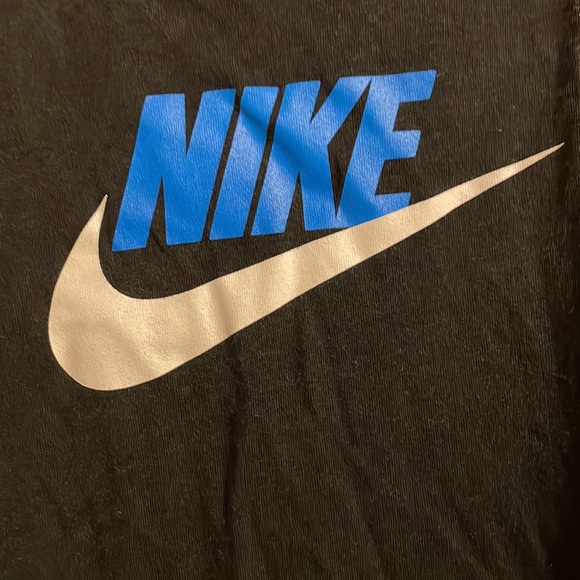 Black Nike tank top - Picture 2 of 4